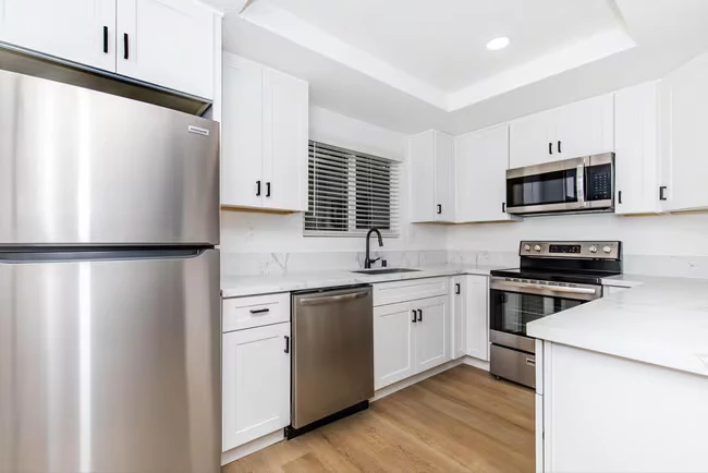Serra Grove Apartments