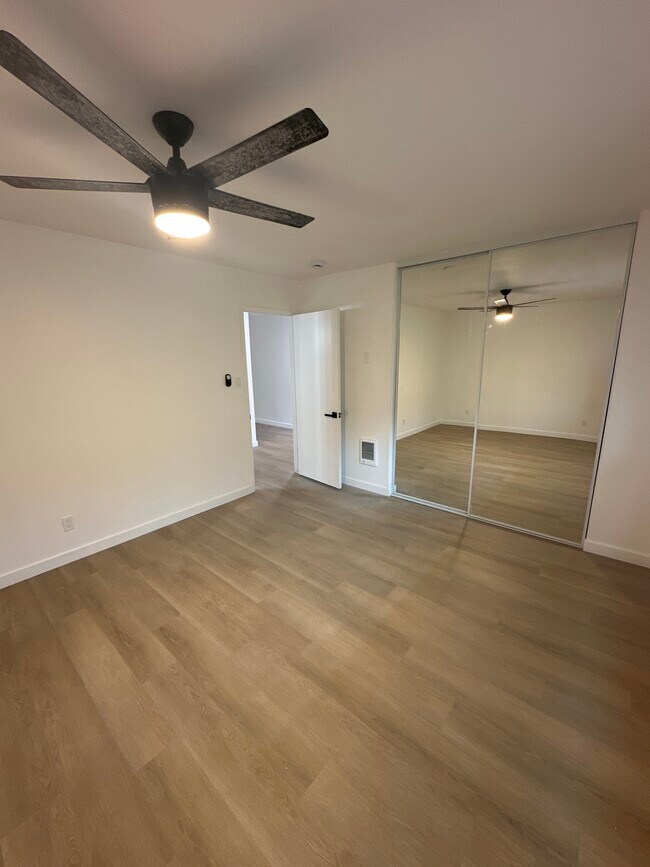 Serra Grove Apartments photo 5