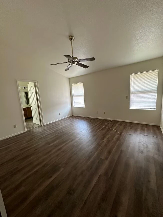 1622 E Erie St Chandler, AZ 85225 photo 4