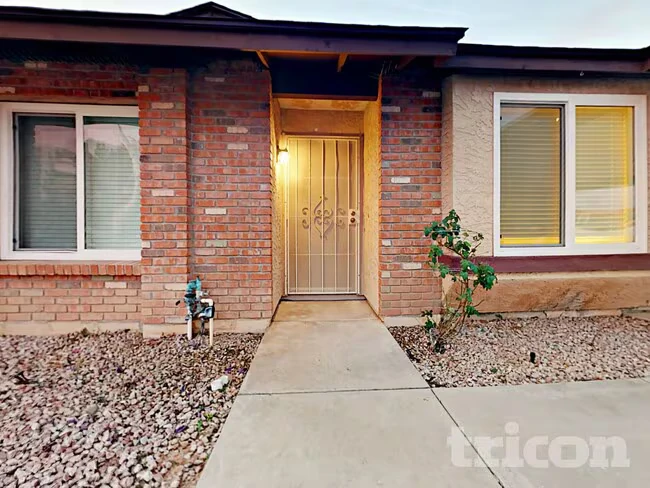 3413 E Dragoon Ave Mesa, AZ 85204 photo 2