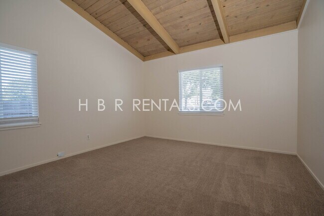 1261 N Tracy Blvd Tracy, CA 95376 photo 4