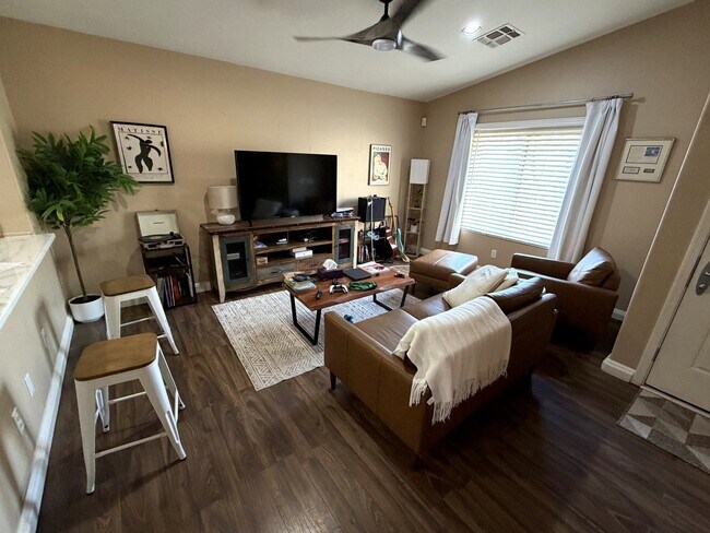 1735 E Palo Blanco Way Gilbert, AZ 85296 photo 4