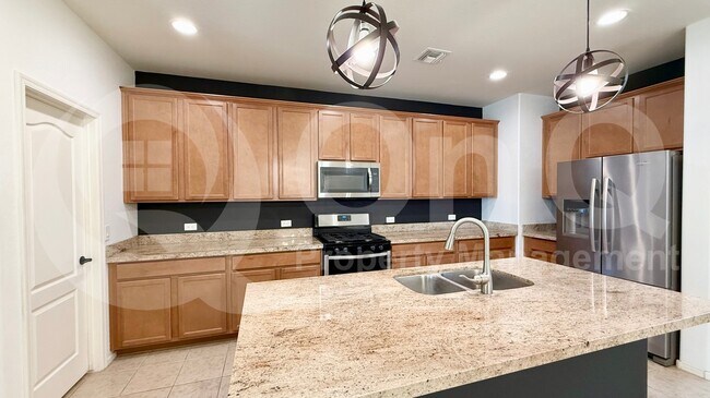 8567 S 40th Dr Phoenix, AZ 85339 photo 3