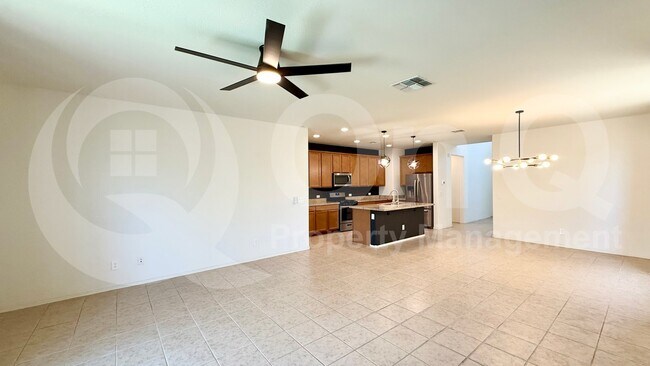 8567 S 40th Dr Phoenix, AZ 85339 photo 5