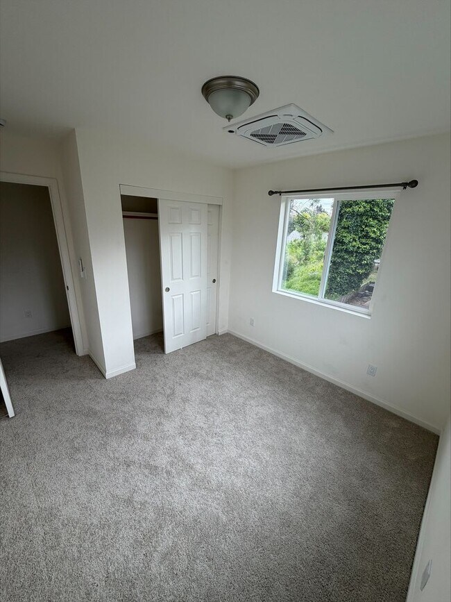 4331-4337 Brookdale Ave Oakland, CA 94619 photo 5
