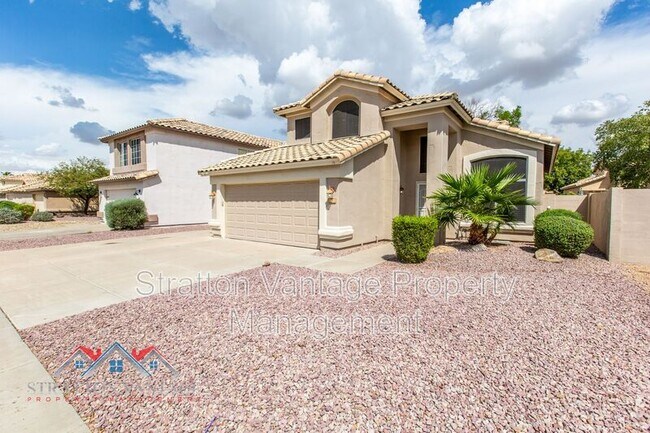 7420 W Los Gatos Dr Glendale, AZ 85310 photo 2