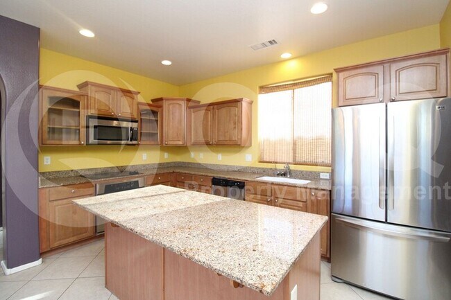 1150 N Crosscreek Dr Chandler, AZ 85225 photo 4