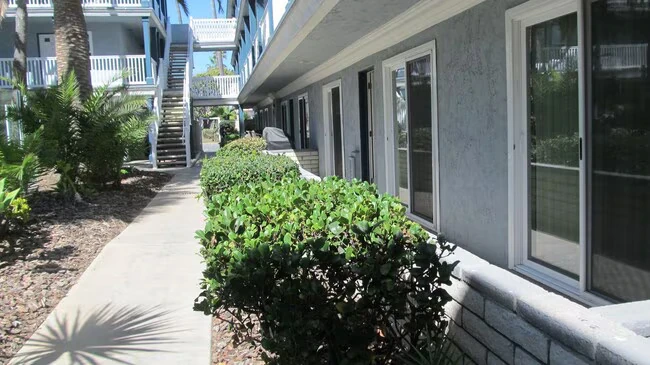 1111 Seacoast Dr Imperial Beach, CA 91932 photo 5