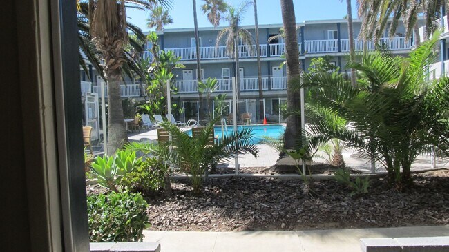 1111 Seacoast Dr Imperial Beach, CA 91932 photo 2