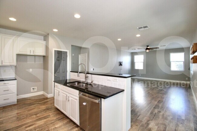 11110 E Segura Ave Mesa, AZ 85212 photo 3