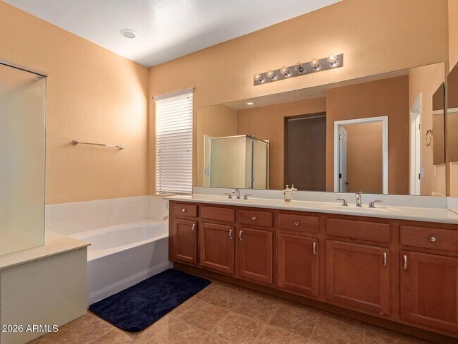 2310 W Spur Dr Phoenix, AZ 85085 photo 5