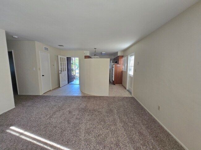 4464 Arendo Dr San Diego, CA 92115 photo 2