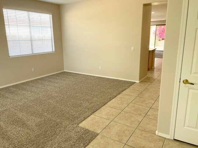 3720 W Rushmore Dr New River, AZ 85086 photo 4