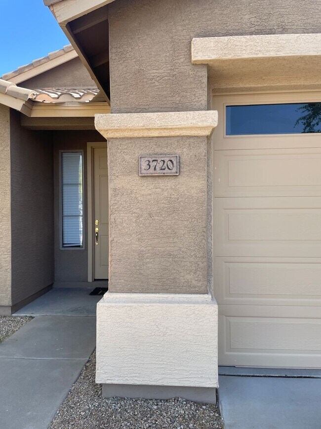 3720 W Rushmore Dr New River, AZ 85086 photo 2