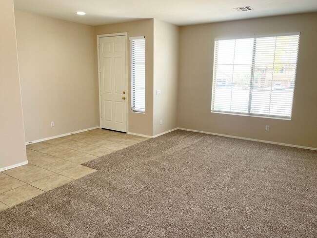 3720 W Rushmore Dr New River, AZ 85086 photo 3