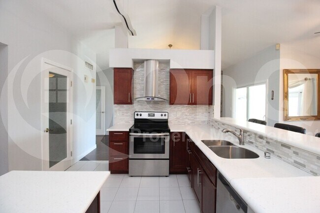 13060 N 56th Ave Glendale, AZ 85304 photo 4