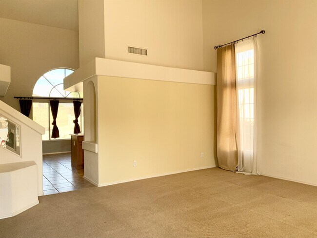 22224 W Cantilever St Buckeye, AZ 85326 photo 3