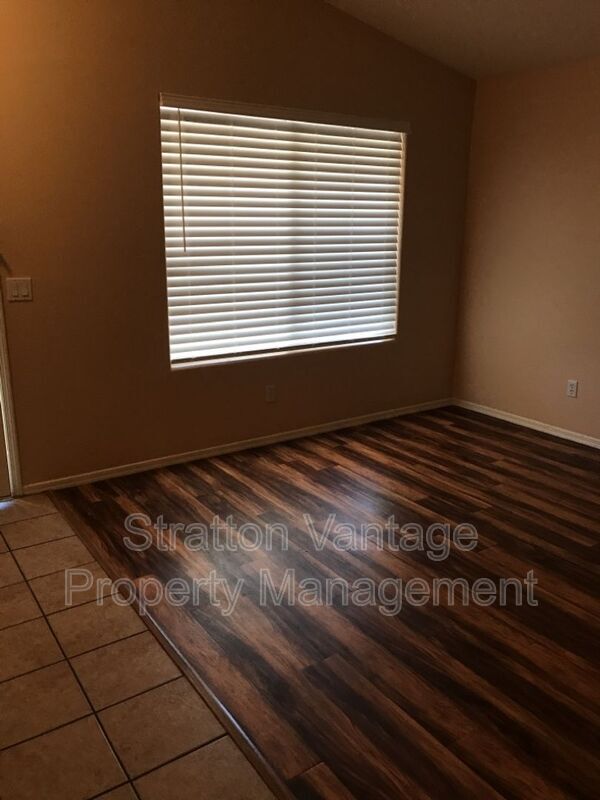 8201 W Pima St Phoenix, AZ 85043 photo 2