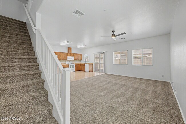 8748 W Wood Dr Peoria, AZ 85381 photo 4