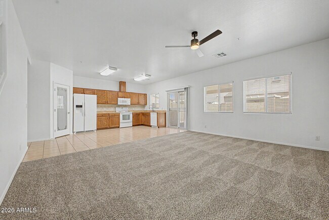 8748 W Wood Dr Peoria, AZ 85381 photo 5