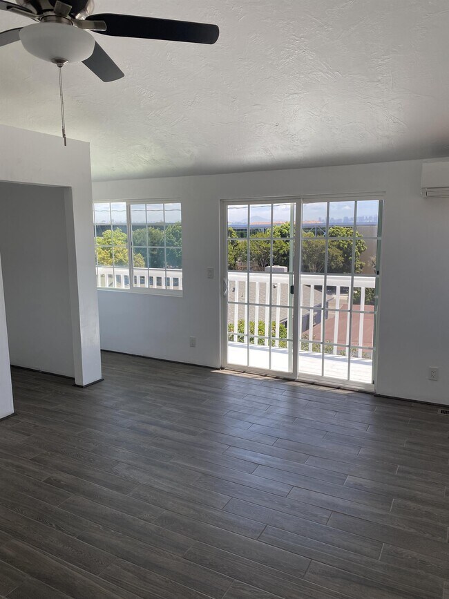 3022 Voltaire St San Diego, CA 92106 photo 5