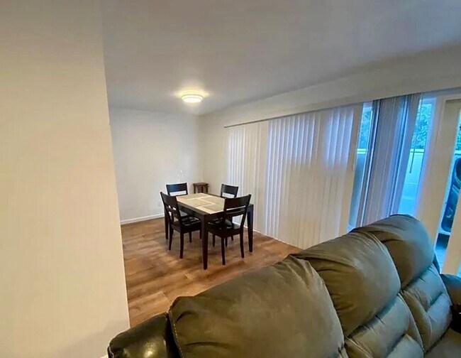 2778 Courtland Dr Concord, CA 94520 photo 5