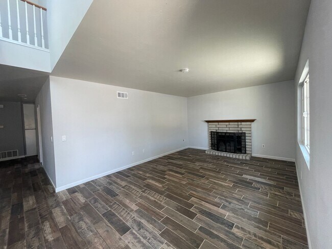 13561 Paseo Del Mar El Cajon, CA 92021 photo 2