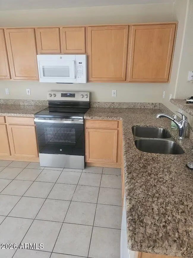 43839 Rio Grande Dr Maricopa, AZ 85138 photo 4