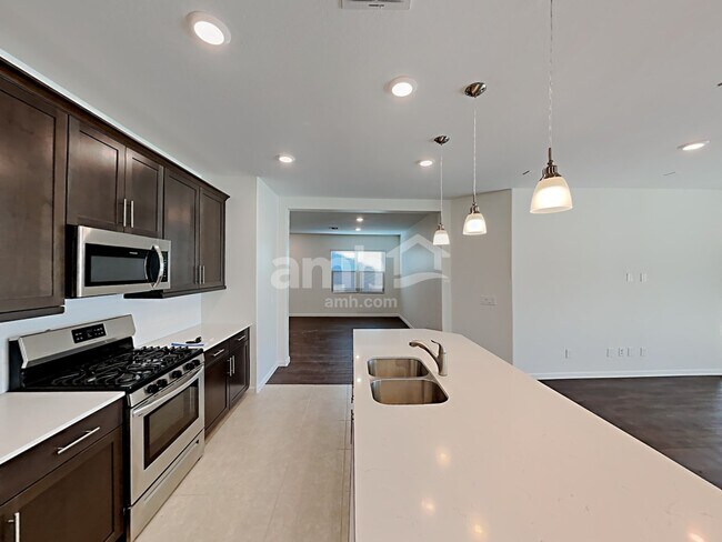 431 W Organ Pipe Dr photo 4