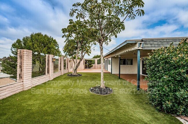 610 Melrose Ave Chula Vista, CA 91910 photo 3