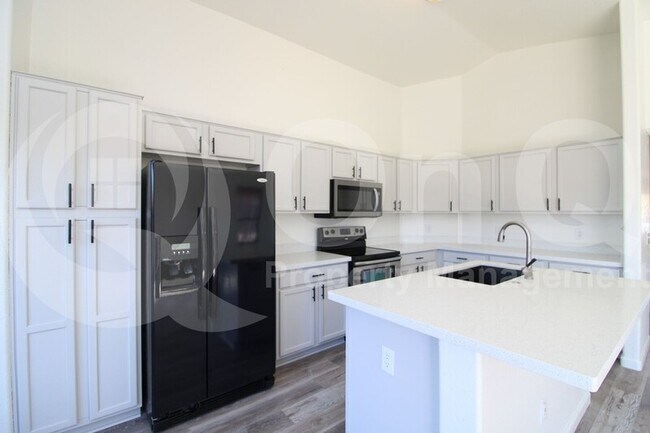 873 E Mohave Ln Apache Junction, AZ 85119 photo 4