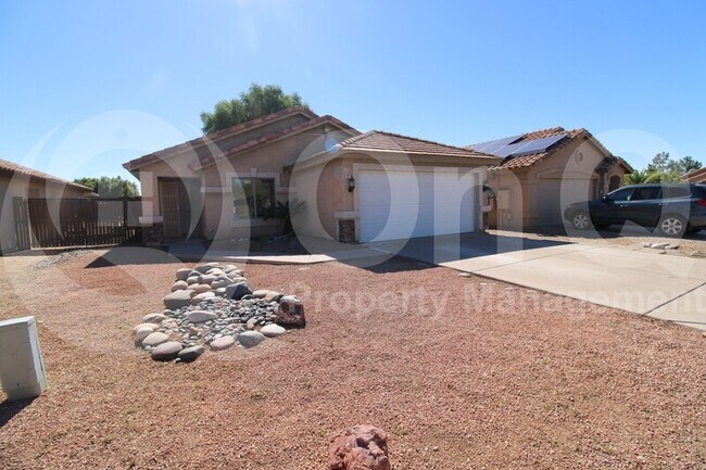 873 E Mohave Ln Apache Junction, AZ 85119 photo 2