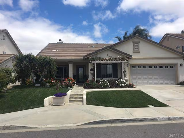 459 Lexington Cir Oceanside, CA 92057 photo 2
