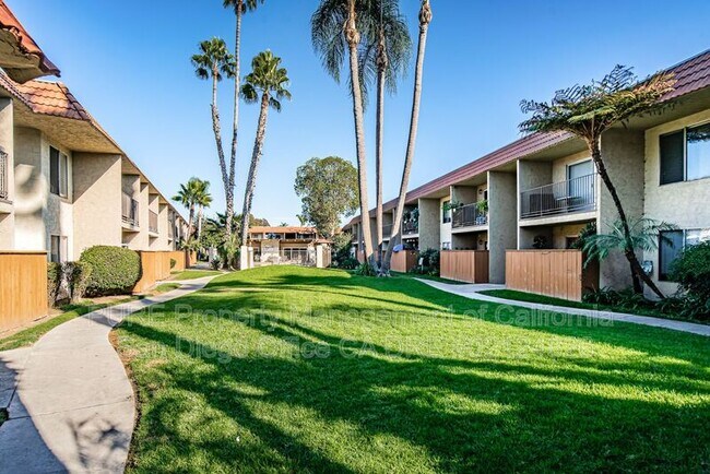 589 N Johnson Ave El Cajon, CA 92020 photo 2