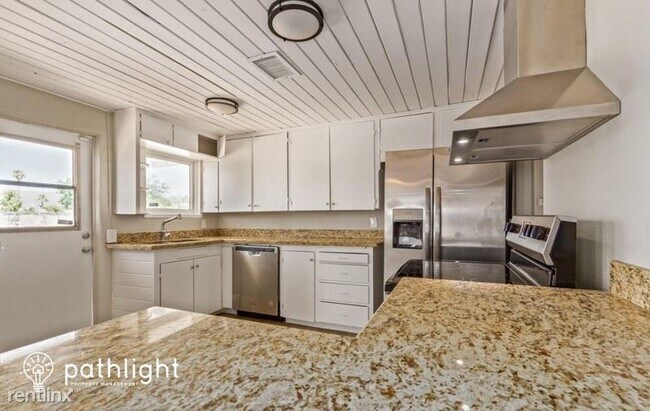 110 N 2nd St Buckeye, AZ 85326 photo 3