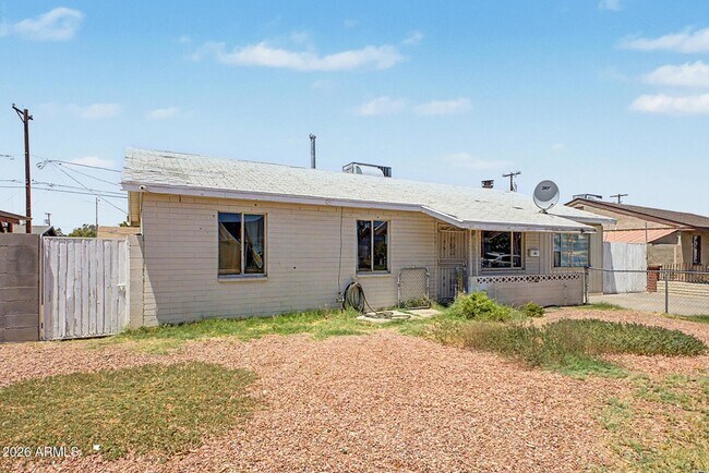5828 N 63rd Dr Glendale, AZ 85301 photo 5