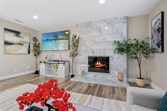 7630 Andasol St San Diego, CA 92126 photo 3