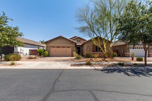 20273 E Raven Dr photo 3