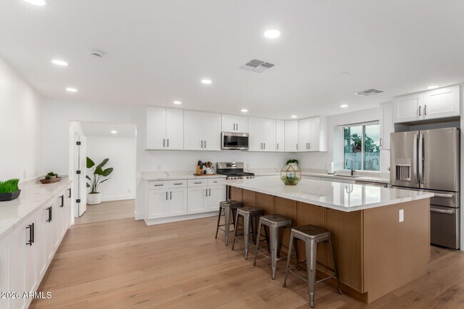 8401 E San Miguel Ave Scottsdale, AZ 85250