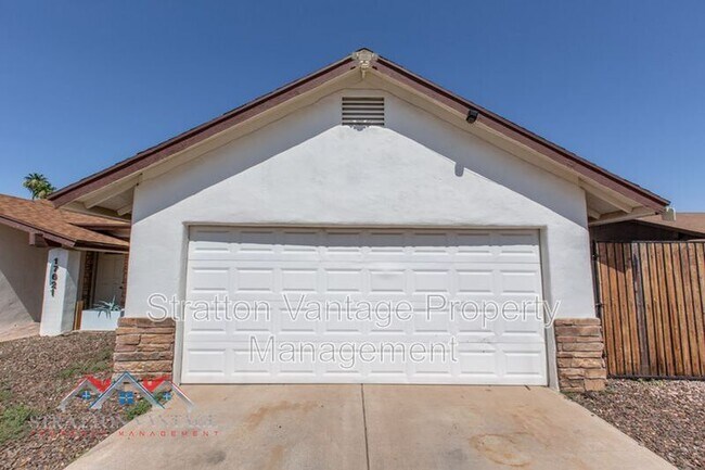 17621 N 19th Dr Phoenix, AZ 85023 photo 4
