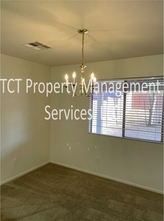 23420 W Cocopah St Buckeye, AZ 85326 photo 4