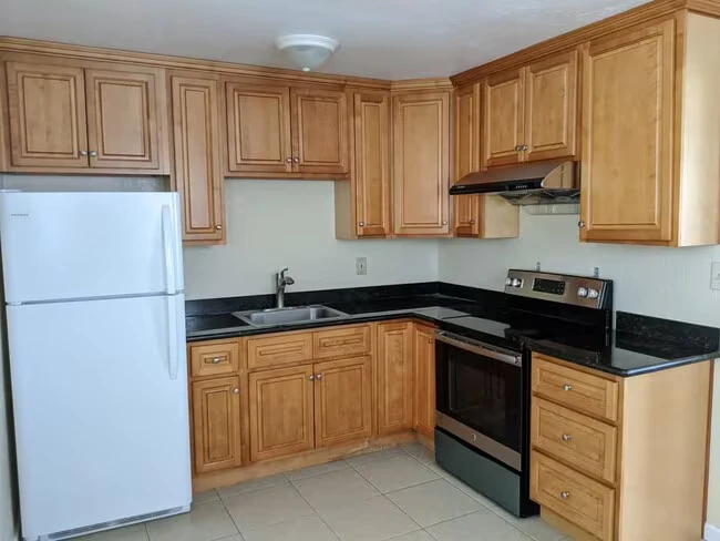 498 Doyle Rd San Jose, CA 95129 photo 3