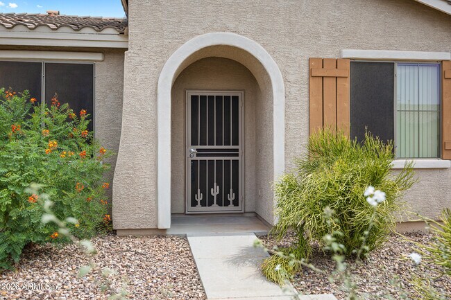42406 W Falling Star Dr Maricopa, AZ 85138 photo 2
