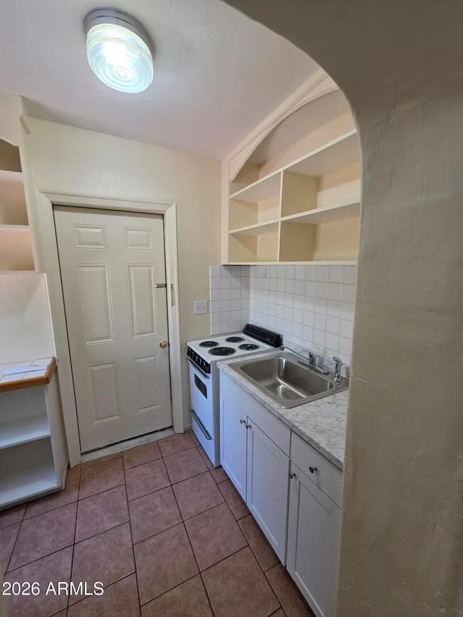 521 W 5th St Tempe, AZ 85281 photo 5
