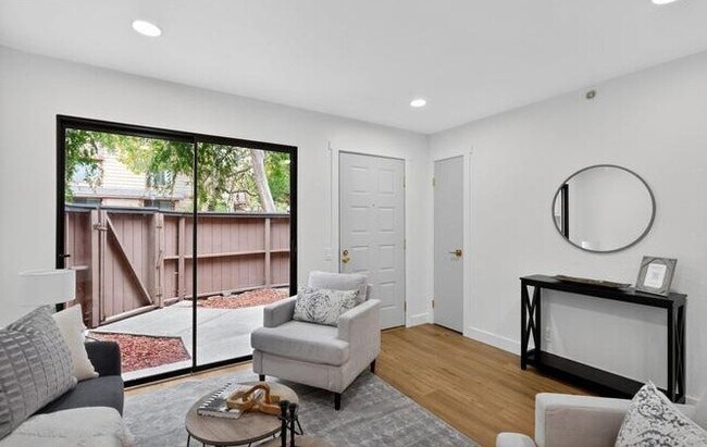 199 E Warren Common Fremont, CA 94539 photo 2