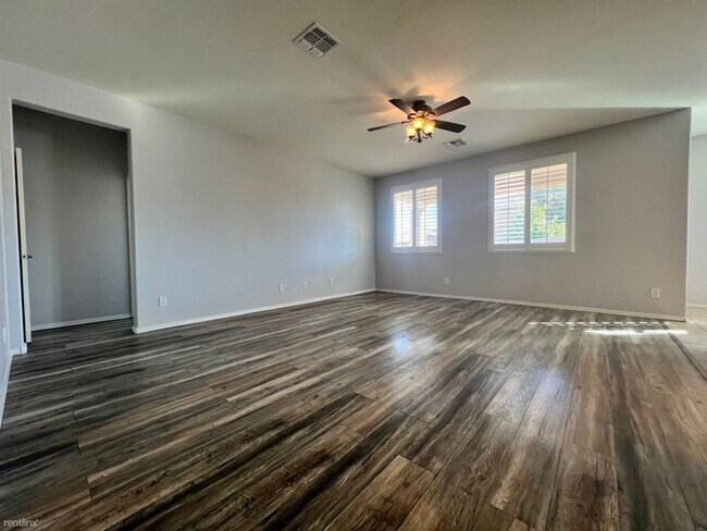 16121 W Desert Flower Dr Goodyear, AZ 85395 photo 5