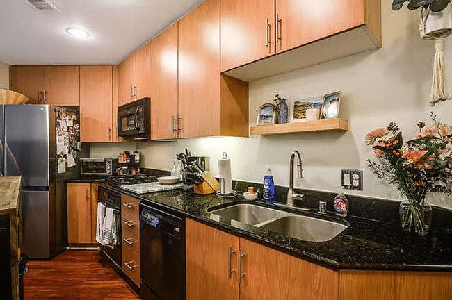1225 Island San Diego, CA 92101 photo 5