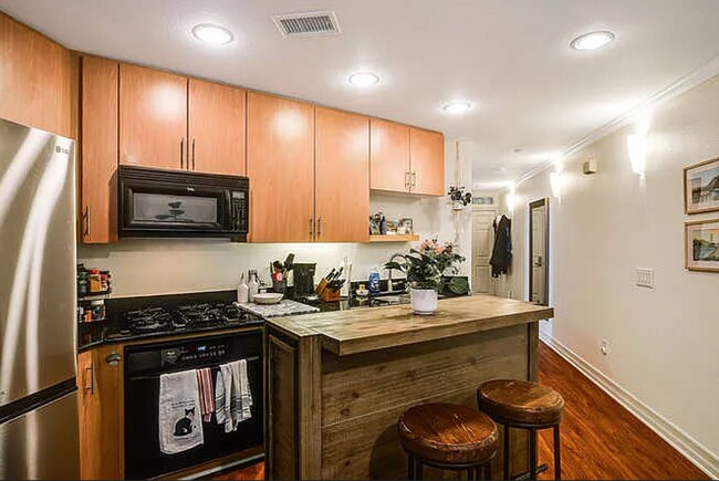 1225 Island San Diego, CA 92101 photo 4