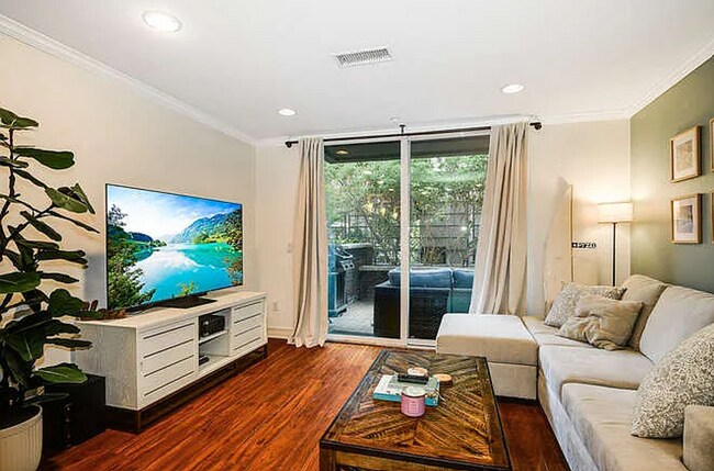 1225 Island San Diego, CA 92101