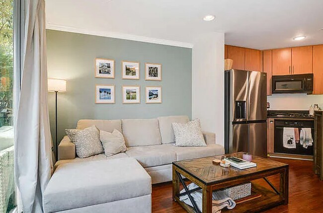 1225 Island San Diego, CA 92101 photo 2